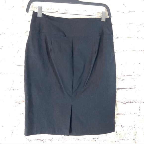 IZ byer black mini skirt size large - Picture 3 of 7